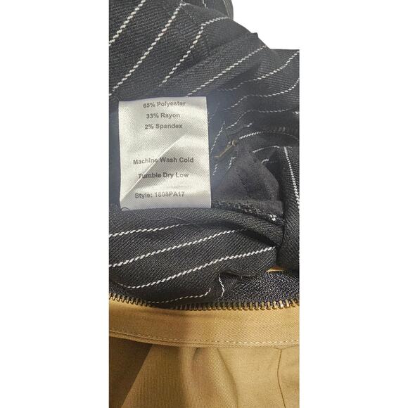 Split style leg pants - Picture 8 of 8